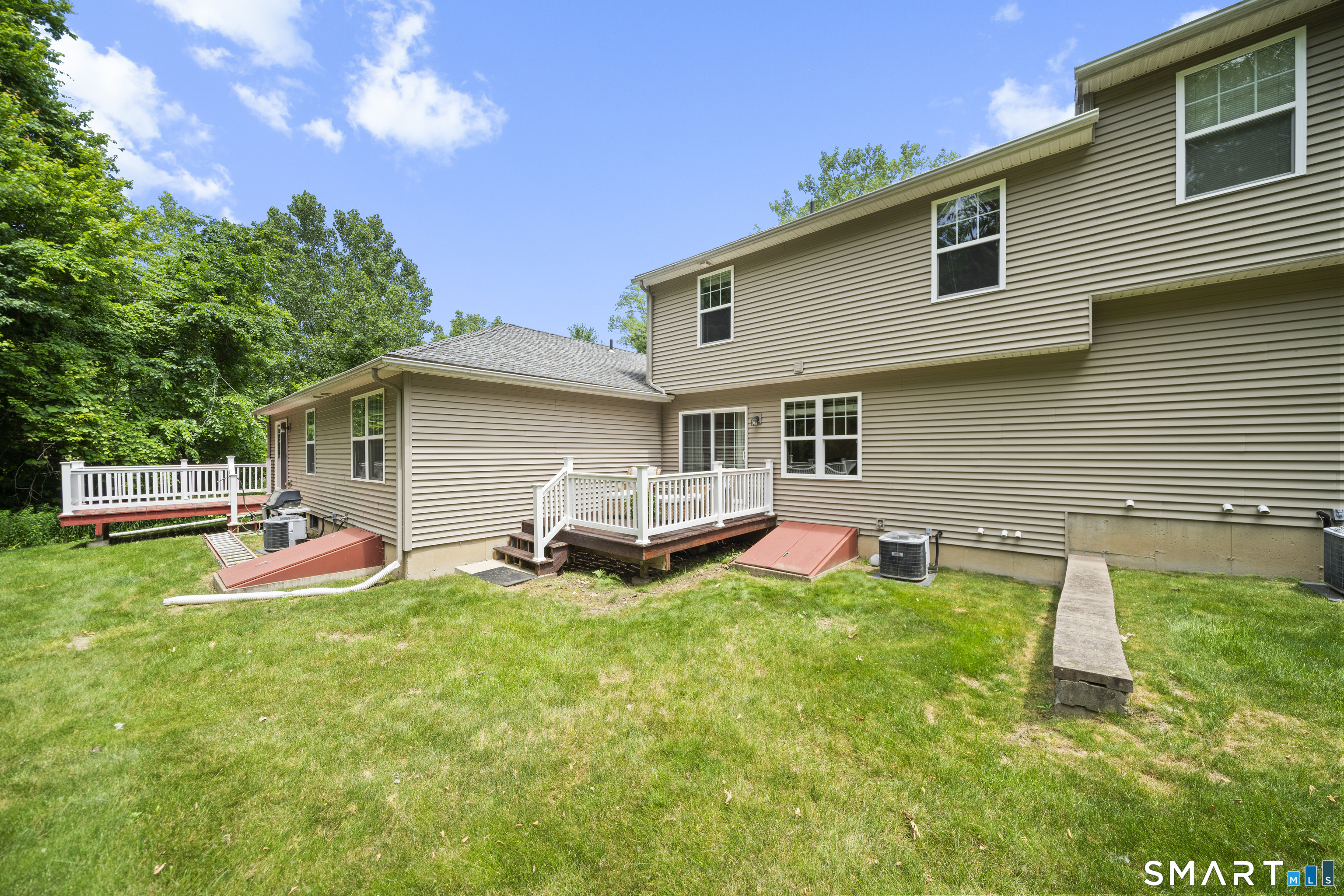 204 Oak Ridge Drive Windsor Locks CT 06096