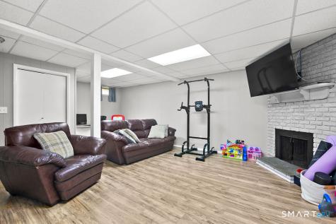 209 Cypress Road Newington CT 06111