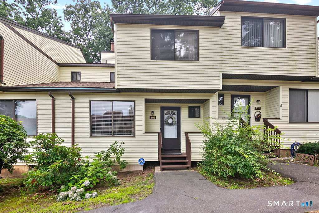 209 Cypress Road Newington CT 06111