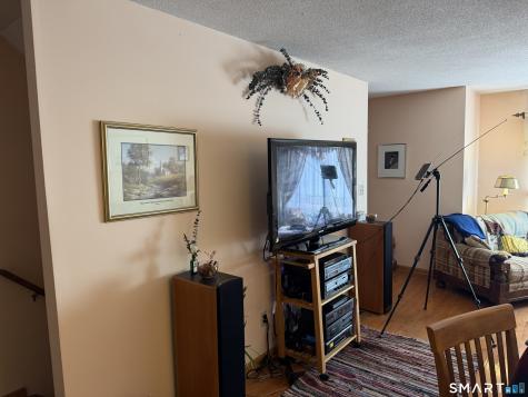 69 Northwest Drive Plainville CT 06062