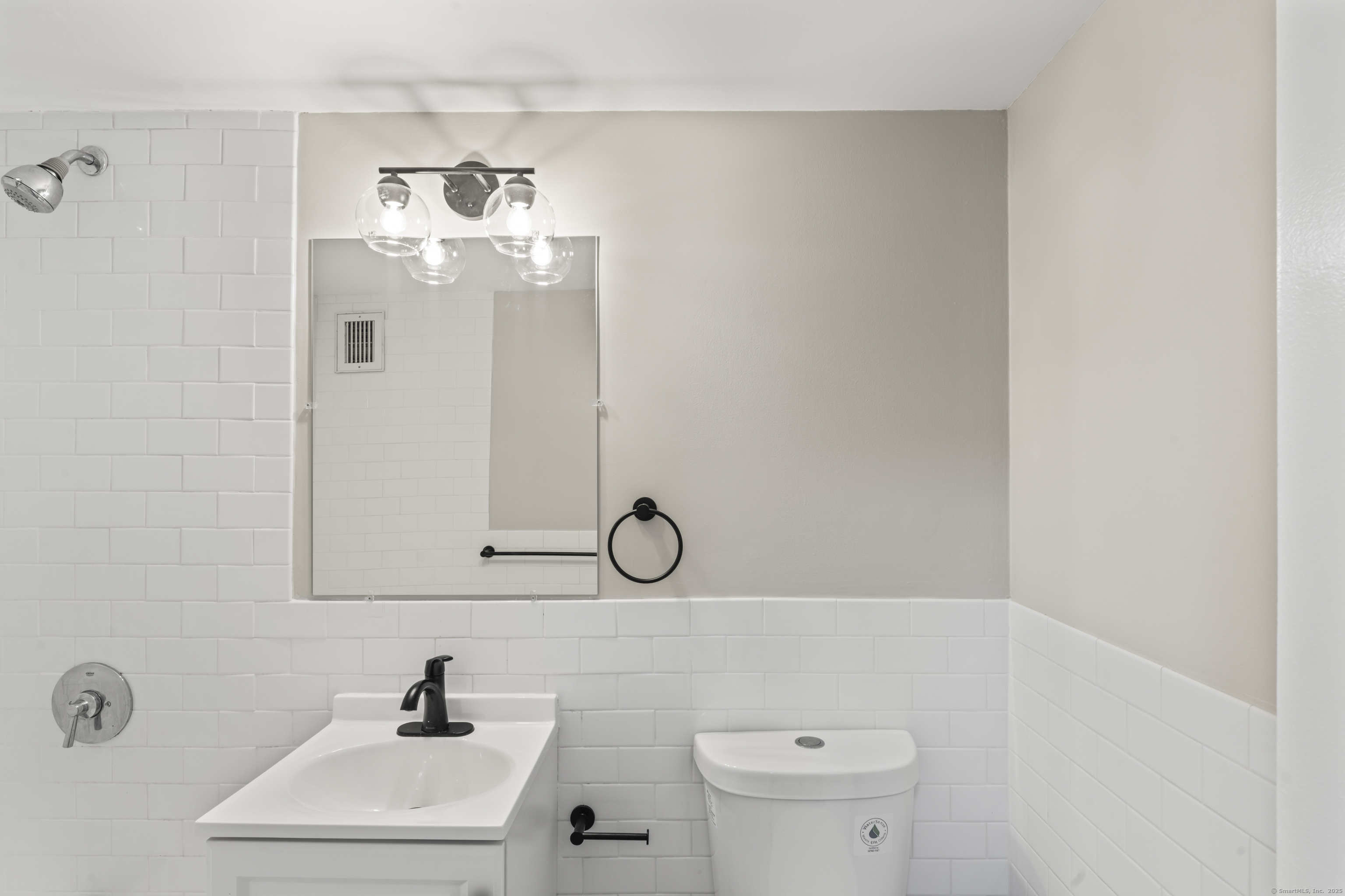 31 Woodland Street Hartford CT 06105