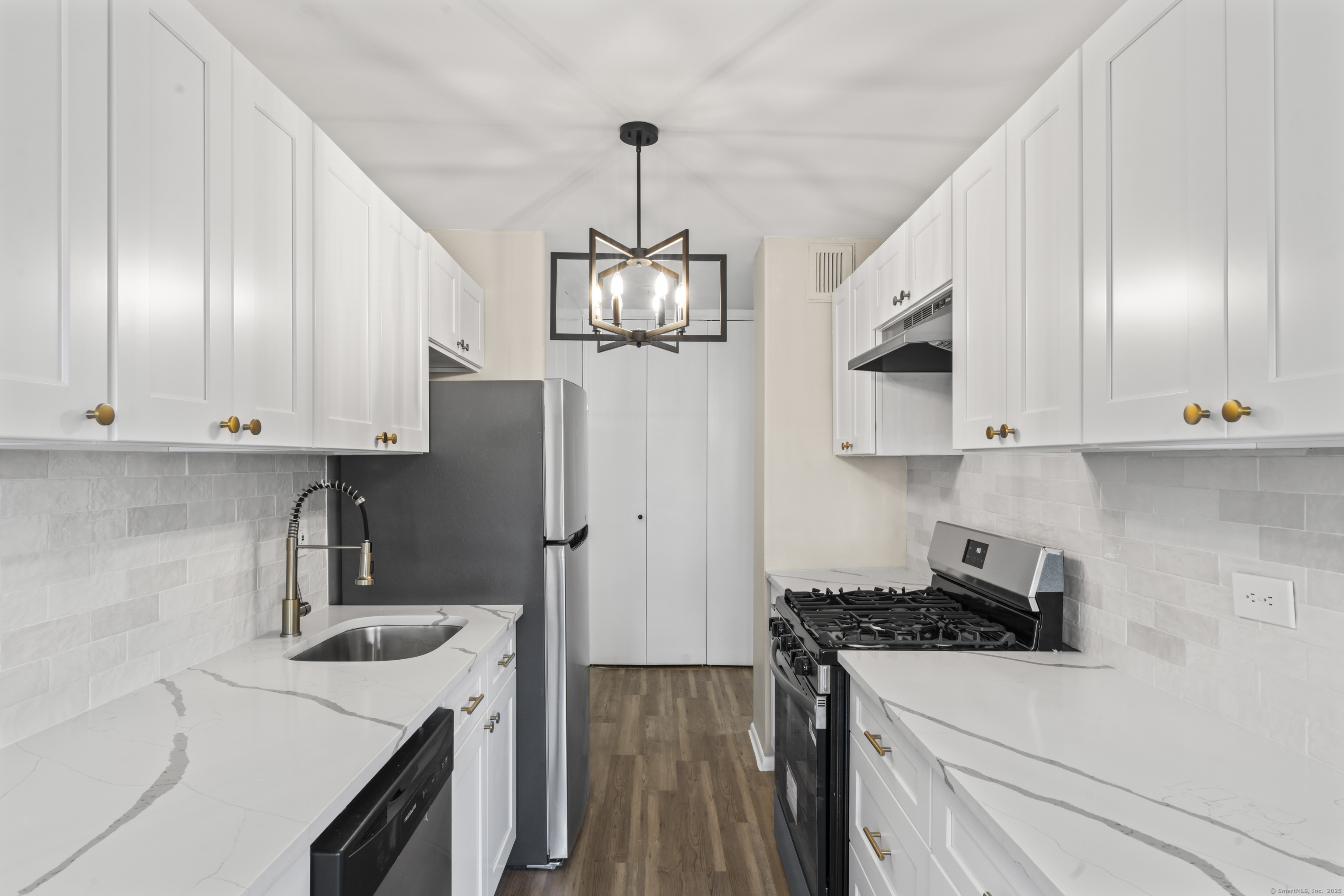 31 Woodland Street Hartford CT 06105