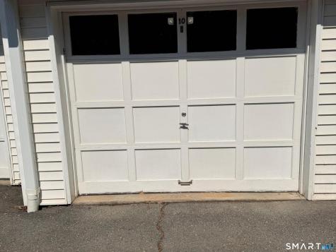 21 Lisa Court Waterbury CT 06704