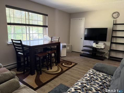 21 Lisa Court Waterbury CT 06704