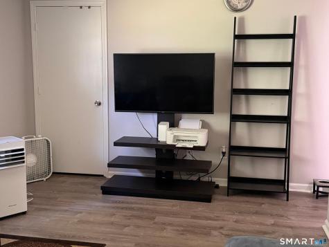 21 Lisa Court Waterbury CT 06704