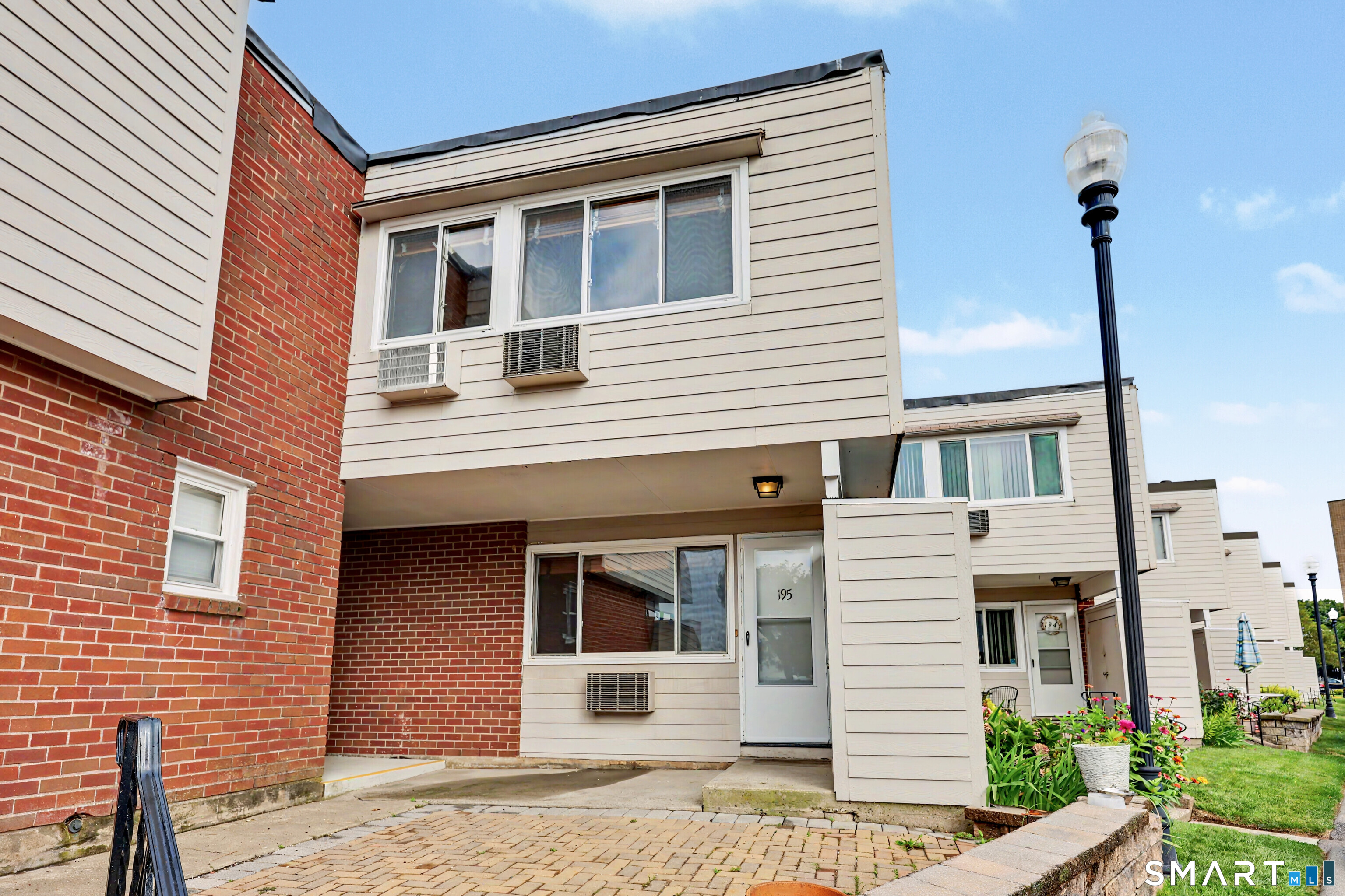 195 West Walk West Haven CT 06516
