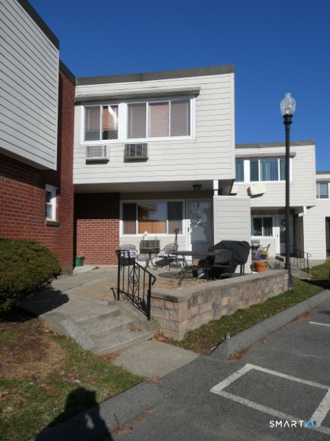 195 West Walk West Haven CT 06516