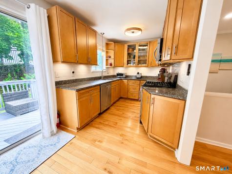 385 Unquowa Road Fairfield CT 06824