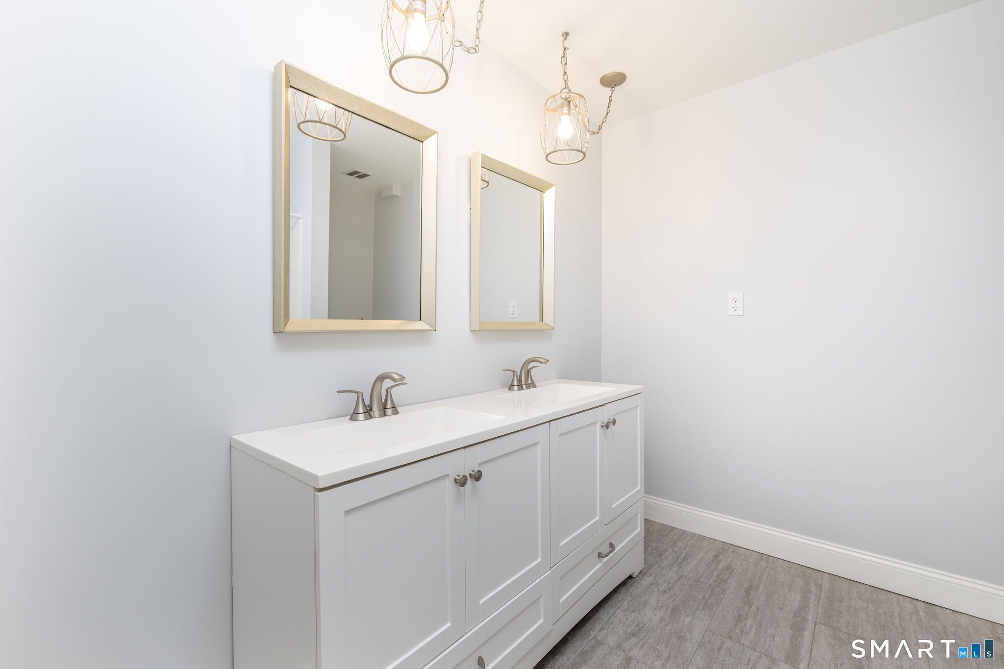 101 Cedar Hollow Drive Rocky Hill CT 06067