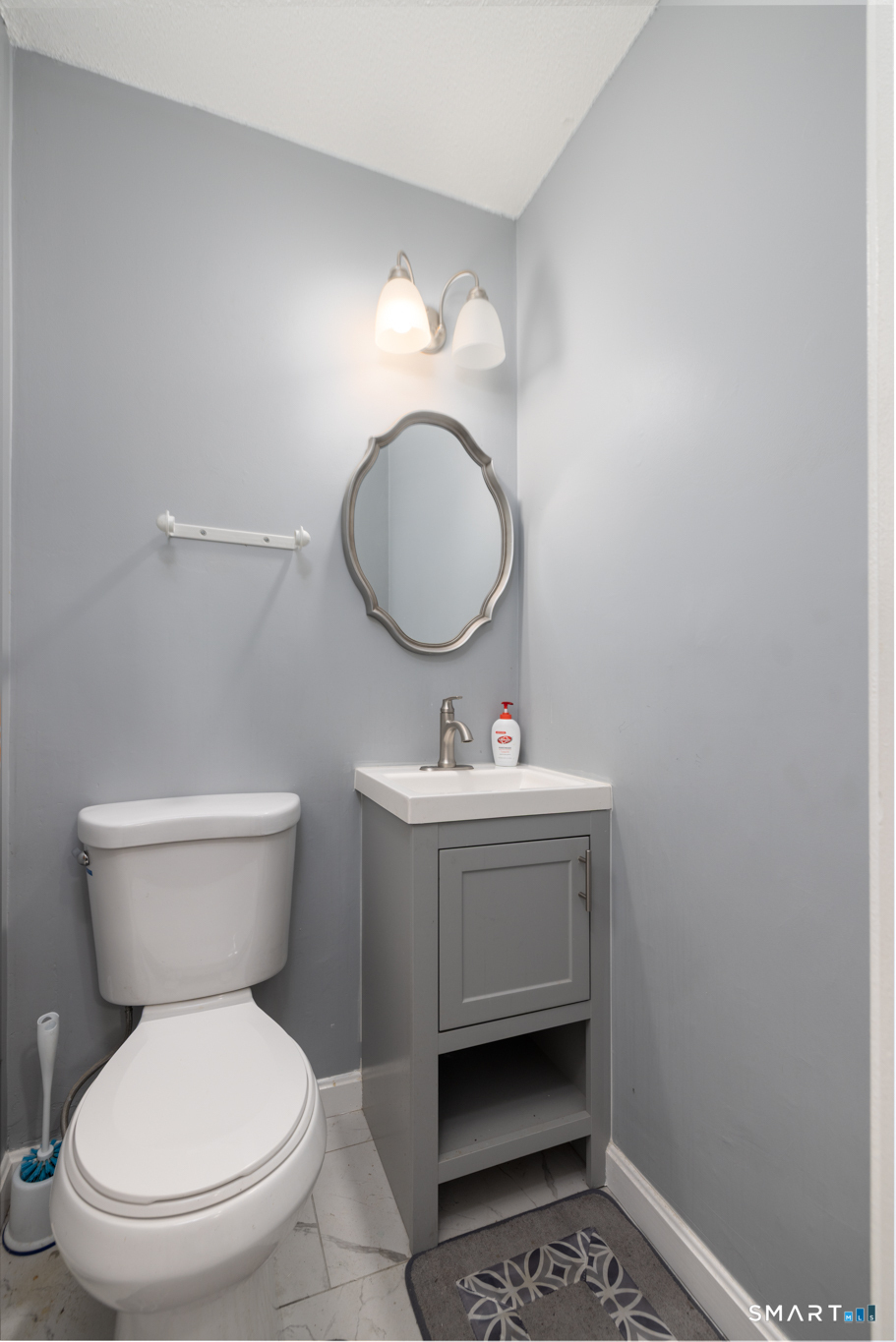 30 Woodglen Drive Waterbury CT 06705