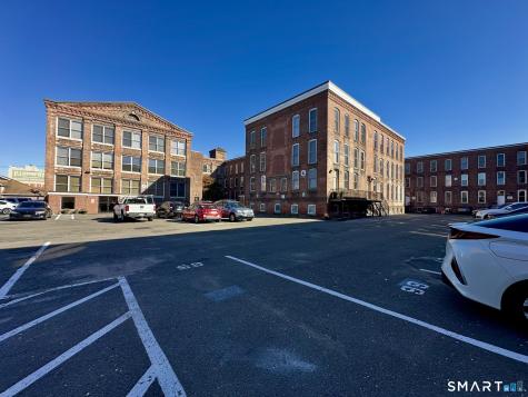 325 Lafayette Street Bridgeport CT 06604