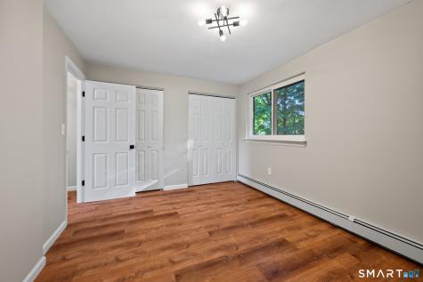 302 Green Road Manchester CT 06042