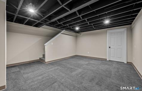 302 Green Road Manchester CT 06042