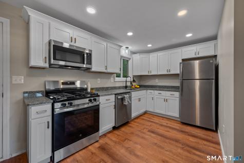302 Green Road Manchester CT 06042