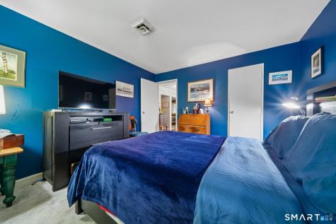 96 Ledgebrook Drive Norwalk CT 06854