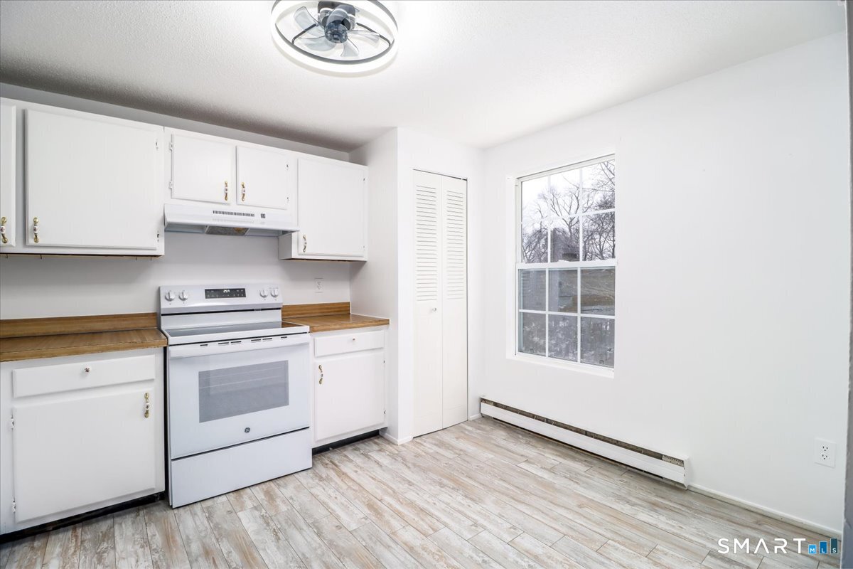 40 Heather Ridge Shelton CT 06484