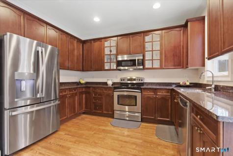 21 Crestview Lane Danbury CT 06810