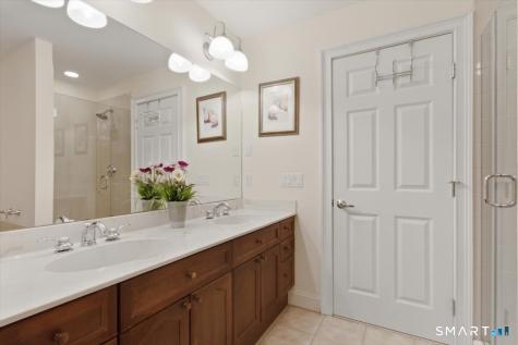 21 Crestview Lane Danbury CT 06810