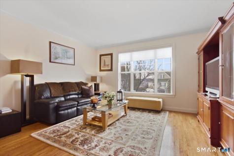 21 Crestview Lane Danbury CT 06810