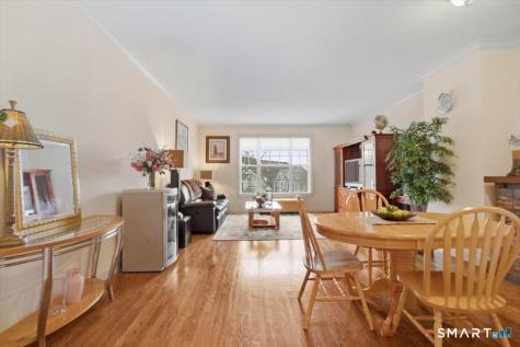 21 Crestview Lane Danbury CT 06810