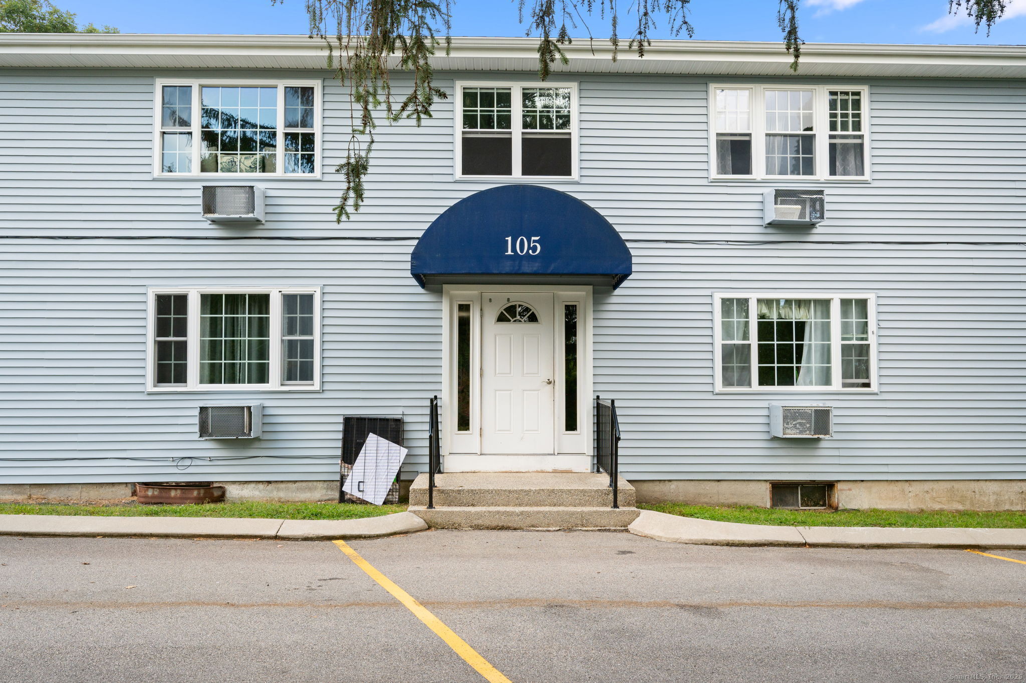 105 Horse Pond Road Salem CT 06420