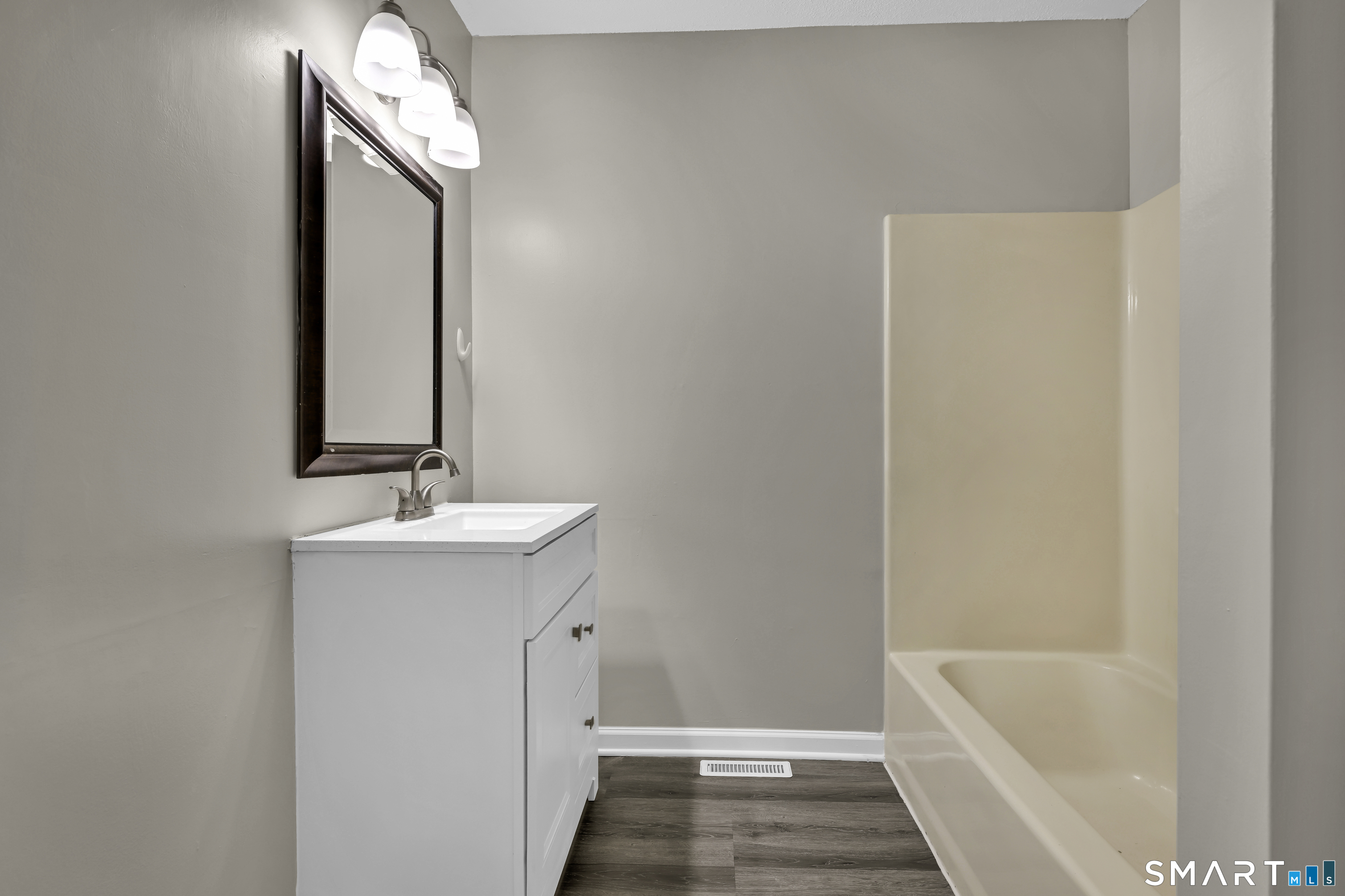 489 Wolcott Street Bristol CT 06010