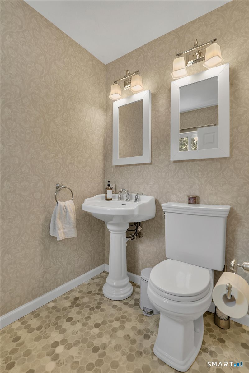 285 Queen Street Southington CT 06489