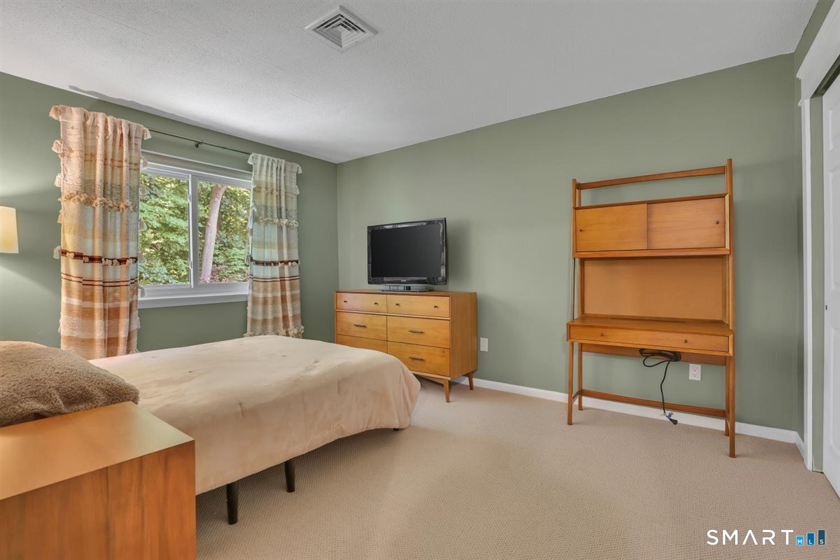 285 Queen Street Southington CT 06489