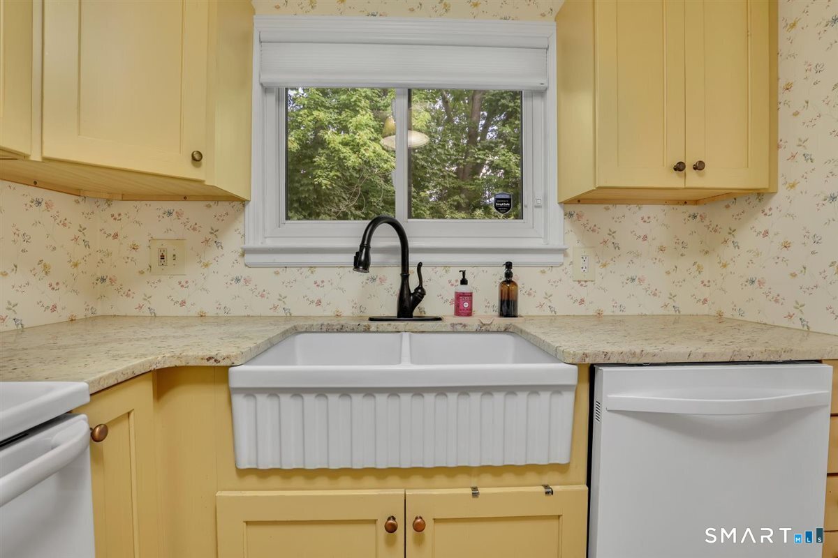 285 Queen Street Southington CT 06489
