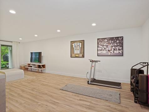 253 New Norwalk Road New Canaan CT 06840
