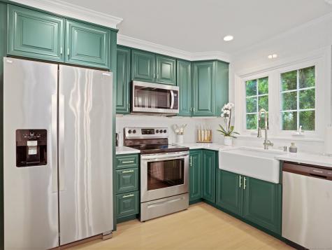 253 New Norwalk Road New Canaan CT 06840