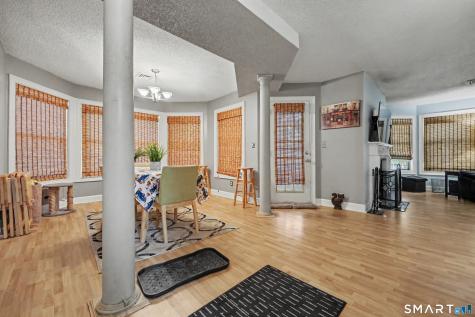 75 Redwood Drive East Haven CT 06513