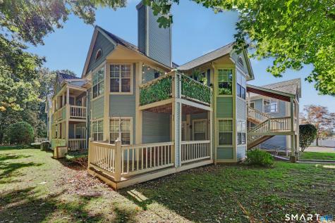 75 Redwood Drive East Haven CT 06513