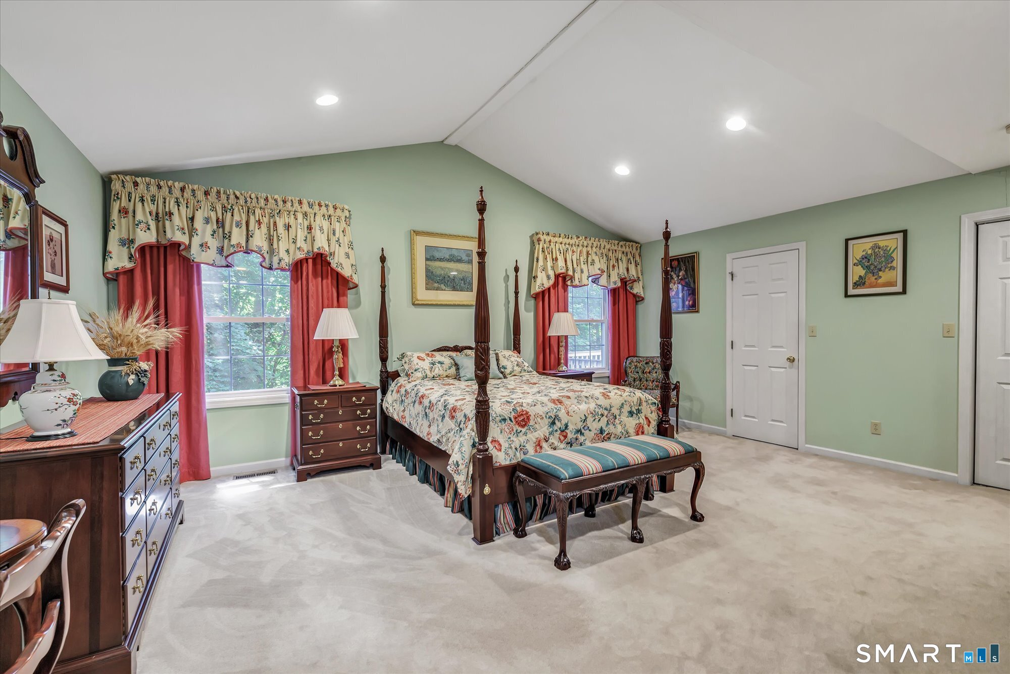 435 Navajo Loop Shelton CT 06484