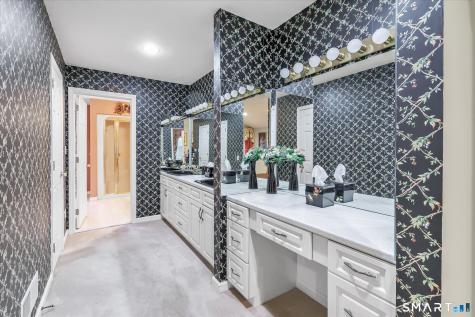 435 Navajo Loop Shelton CT 06484