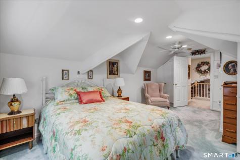 435 Navajo Loop Shelton CT 06484