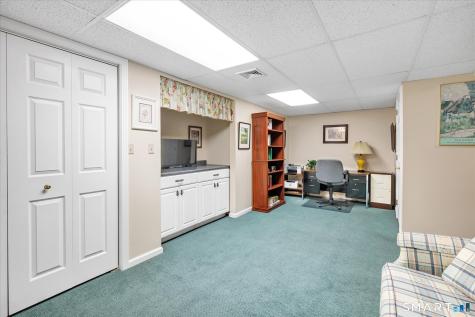 435 Navajo Loop Shelton CT 06484