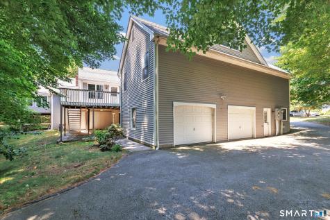 435 Navajo Loop Shelton CT 06484