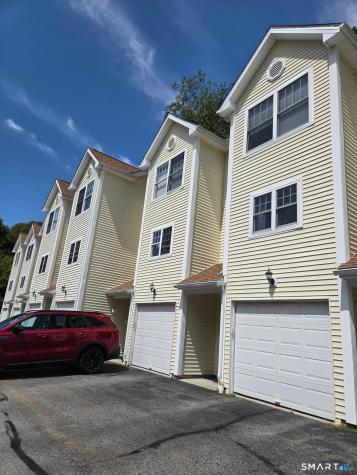 527 West Thames Street Norwich CT 06360