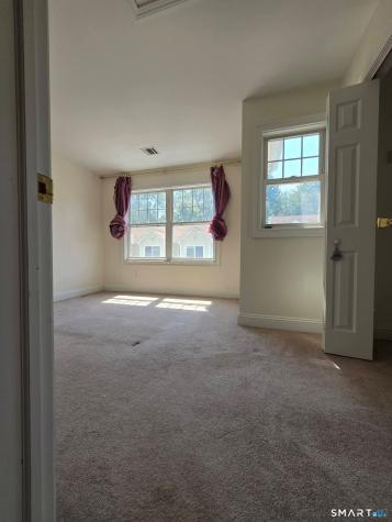 527 West Thames Street Norwich CT 06360