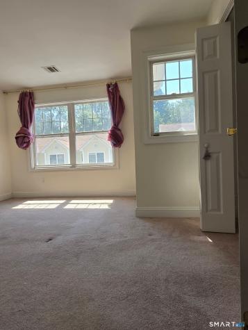 527 West Thames Street Norwich CT 06360