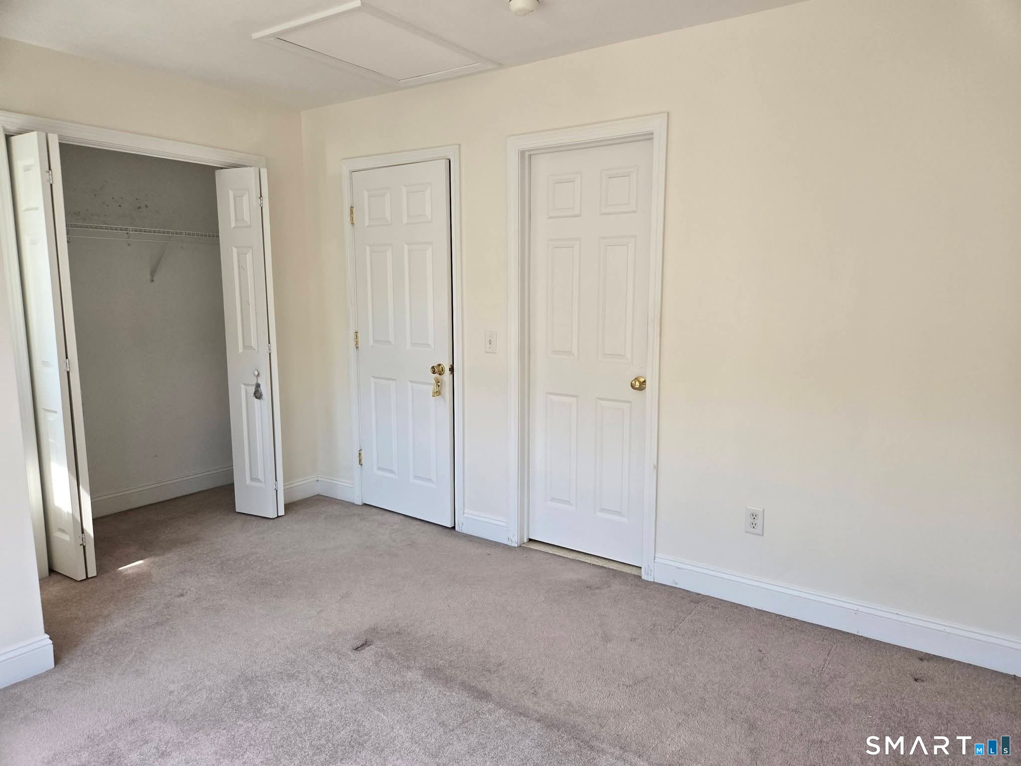 527 West Thames Street Norwich CT 06360