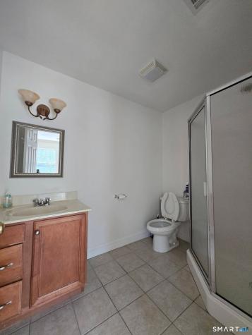 527 West Thames Street Norwich CT 06360
