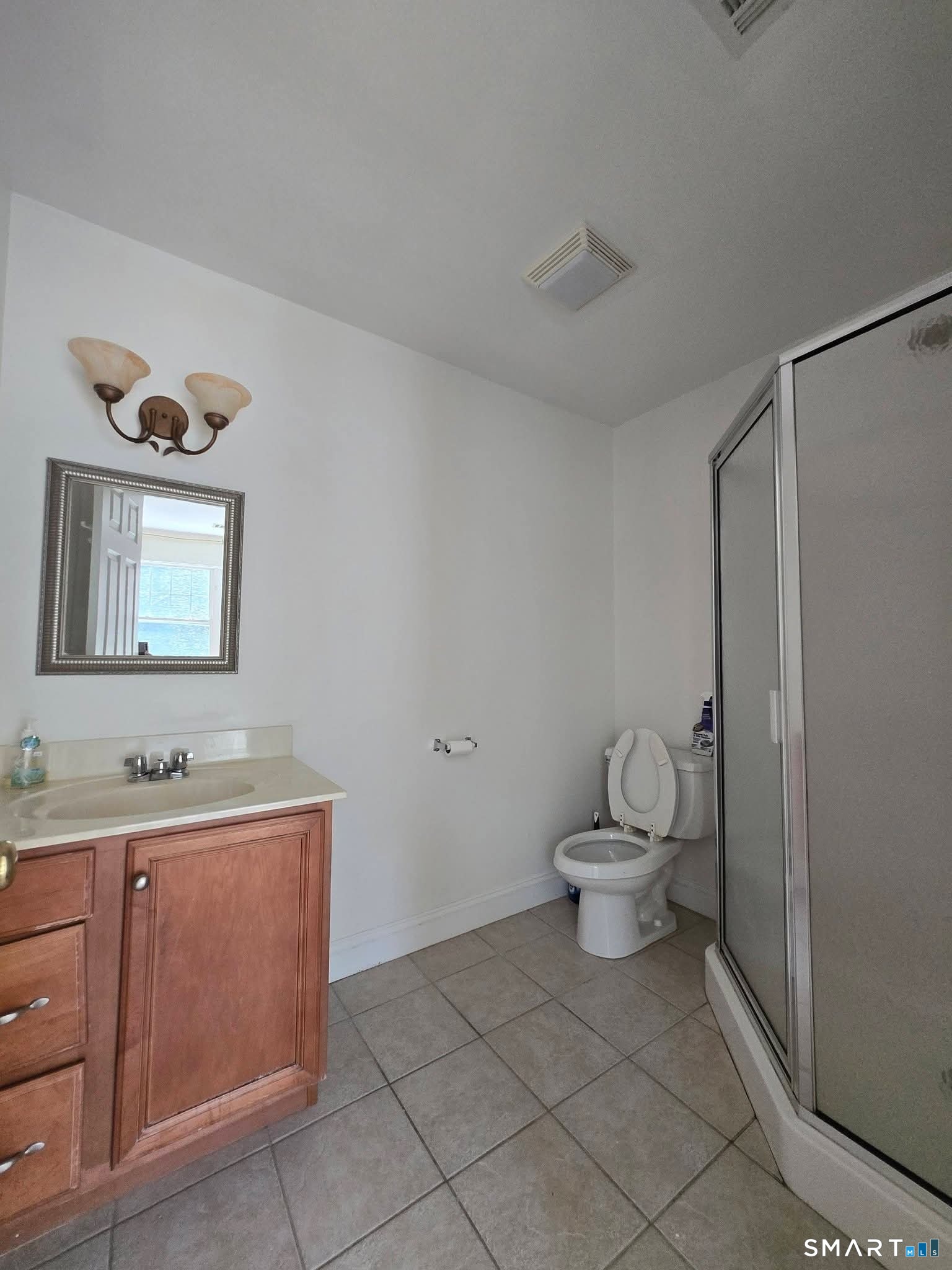 527 West Thames Street Norwich CT 06360