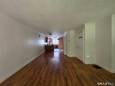 527 West Thames Street Norwich CT 06360