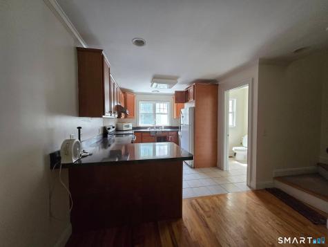 527 West Thames Street Norwich CT 06360