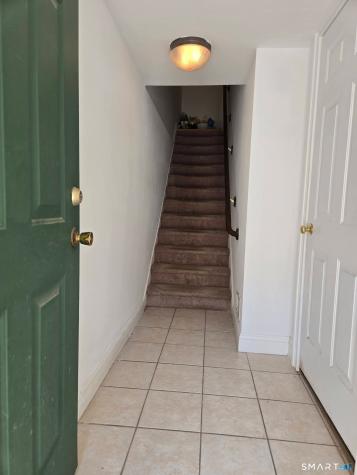 527 West Thames Street Norwich CT 06360
