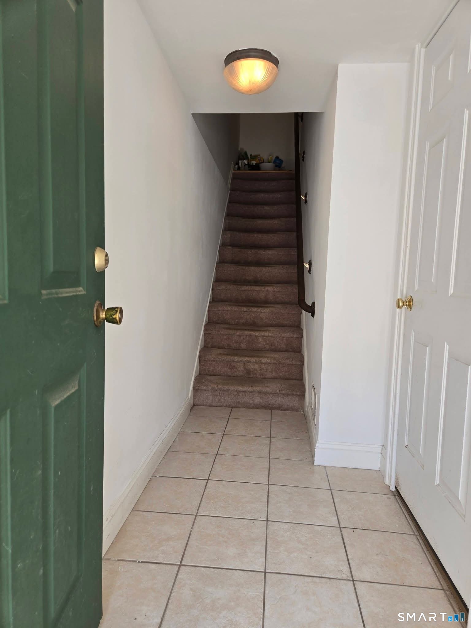 527 West Thames Street Norwich CT 06360