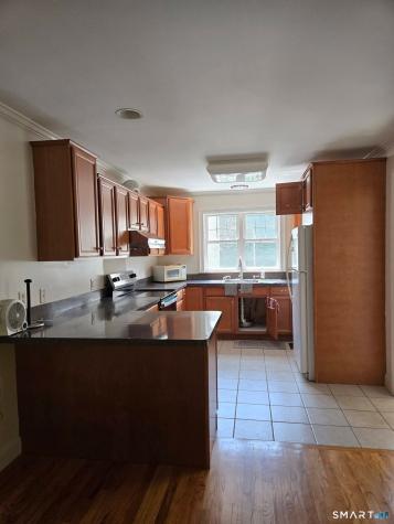 527 West Thames Street Norwich CT 06360