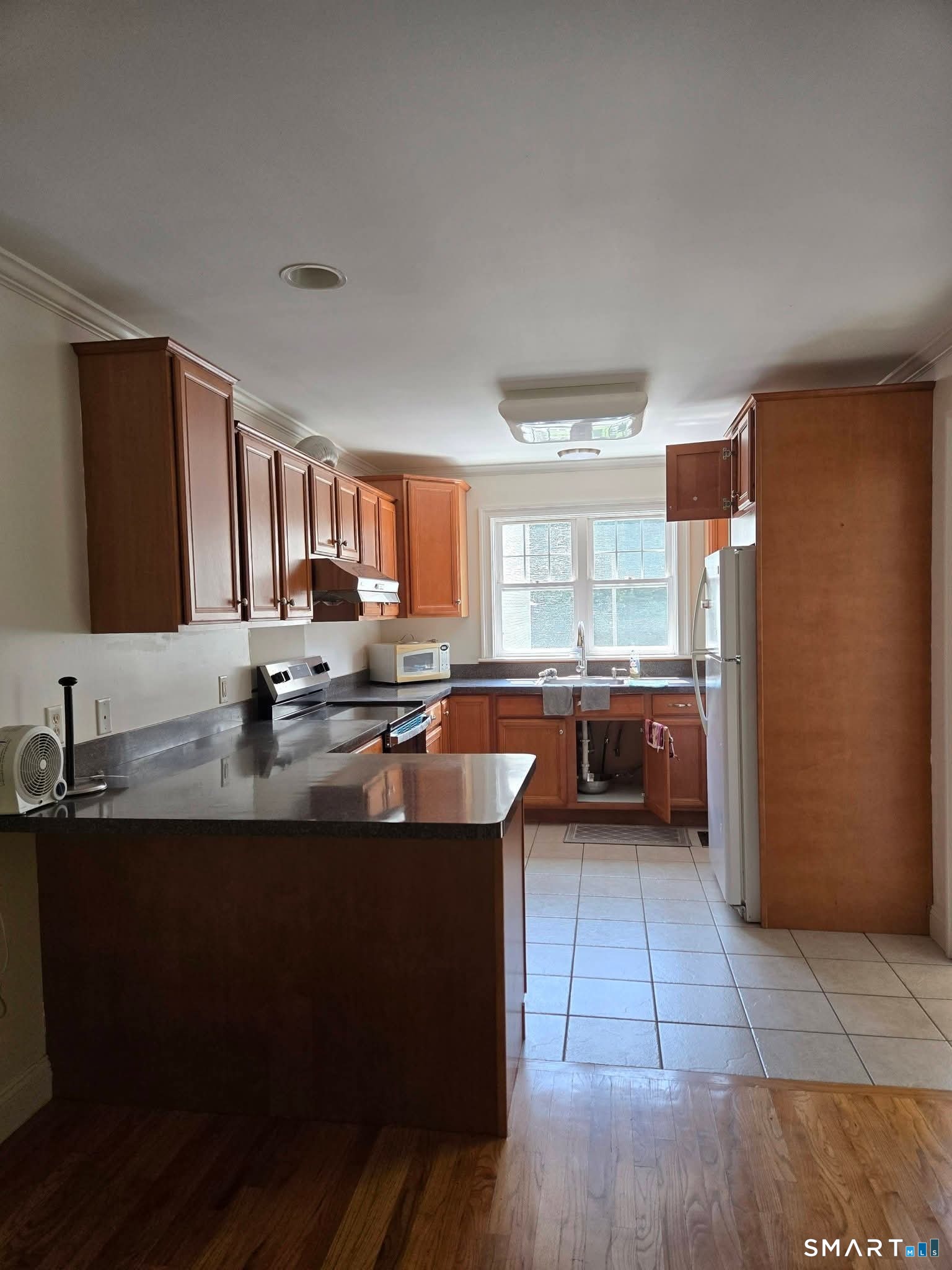 527 West Thames Street Norwich CT 06360